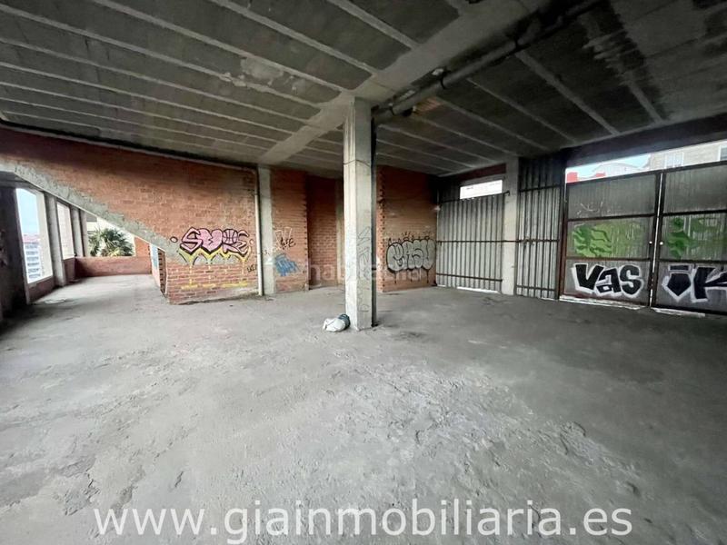 Foto 012db4f4-6af3-4d08-bf42-189a12144834. Local comercial en aragon 149 local en venta en casablancacalvario en Vigo