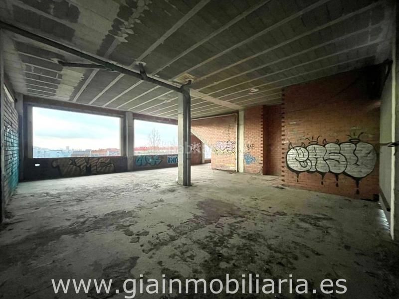 Foto d6c1c353-f045-4a16-8812-36f29ea949f5. Local comercial en aragon 149 local en venta en casablancacalvario en Vigo