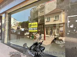 Location Local commercial à Antonio palacios 6. Local en venta en o porriño