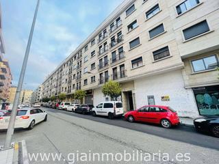 Business premise in Pinar 2. Local en venta en o porriño