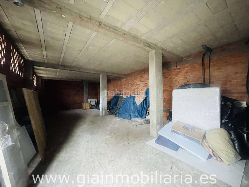Foto 062f4770-d9d6-40e3-abb6-43979fd872fd. Local comercial en das areas 2 bajo para uso de vivienda en Baiona