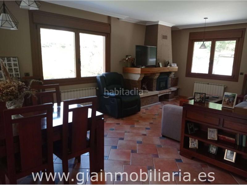 Foto 7e30efeb-7056-46bc-8ce3-5d647bf7e008. Casa  en venta en pias en Ponteareas