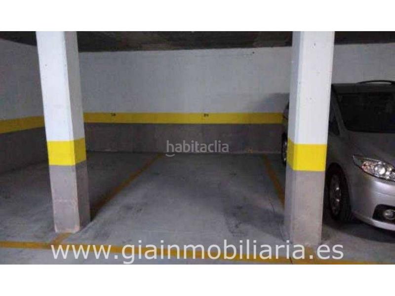 Foto 87891a59-5744-44b9-b26a-9ddad97a7103. Parking voiture dans o burgo 73 dans Baiona