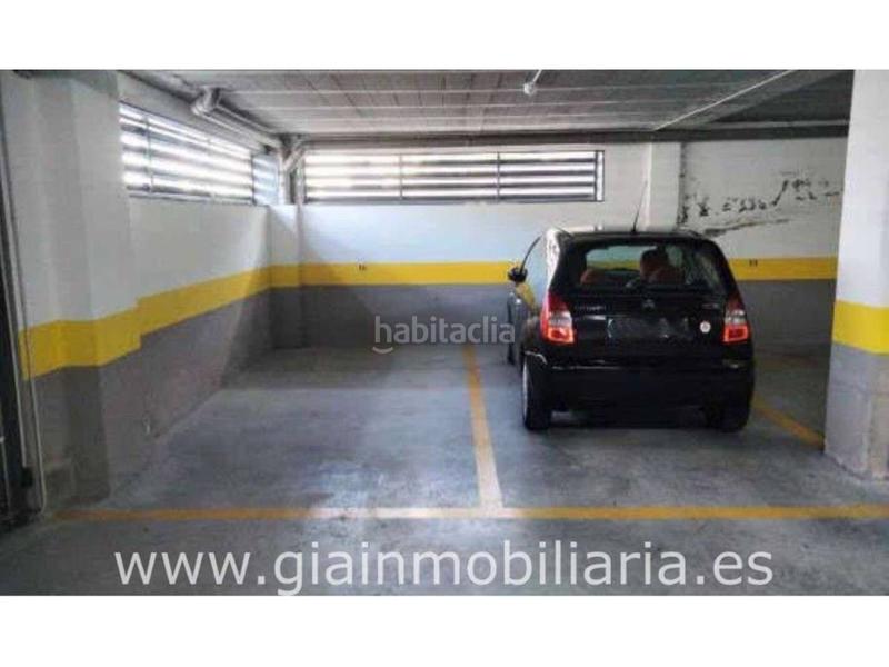 Foto c1e9ff88-65c1-4ac0-9613-d2b4f72e313c. Parking voiture dans o burgo 73 dans Baiona