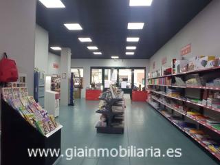 Local commercial à Galicia 19. Local en venta en salvaterra de miño