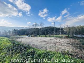 Propriété à Das cerradas 1. Terreno en venta en sanguiñeda  mos
