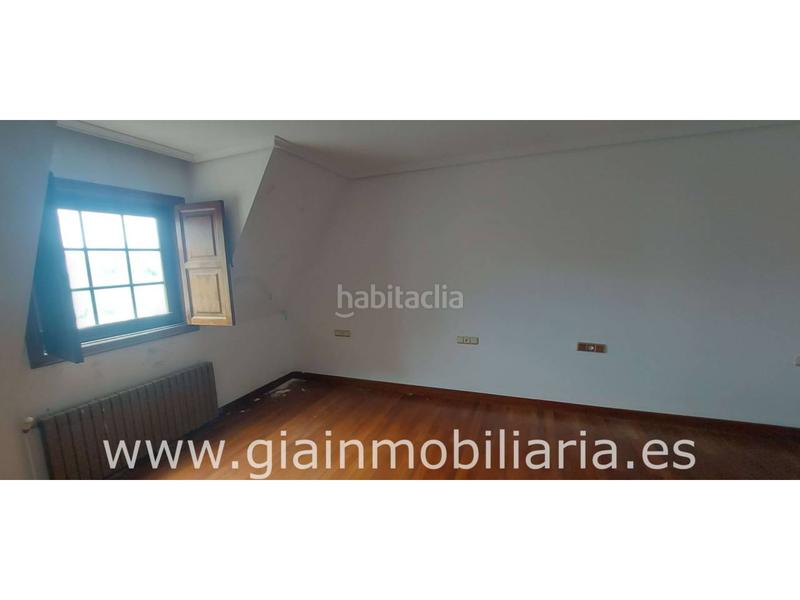 Foto 125a7ace-2372-439f-822f-8d537ca280e8. Casa adosada en ral 10 oportunidad piscina en Tomiño