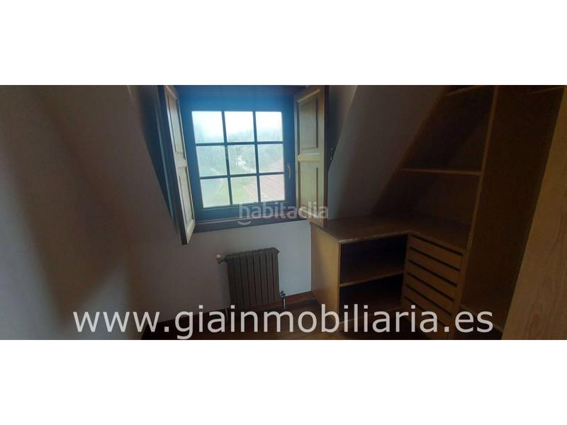 Foto 52ef24ed-162e-4568-86bd-184b30365e4c. Casa adosada en ral 10 oportunidad piscina en Tomiño