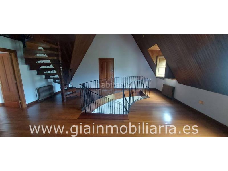 Foto 5c86e438-4a56-4ebf-aa3a-f20293ae336b. Casa adosada en ral 10 oportunidad piscina en Tomiño