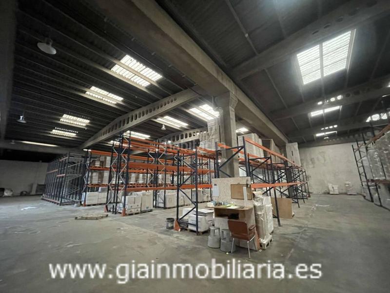 Foto a0f7b531-674f-4fa3-b2b3-253442ee9863. Affitto capannone industriale in freiría 48 in Cabral - Candeán Vigo