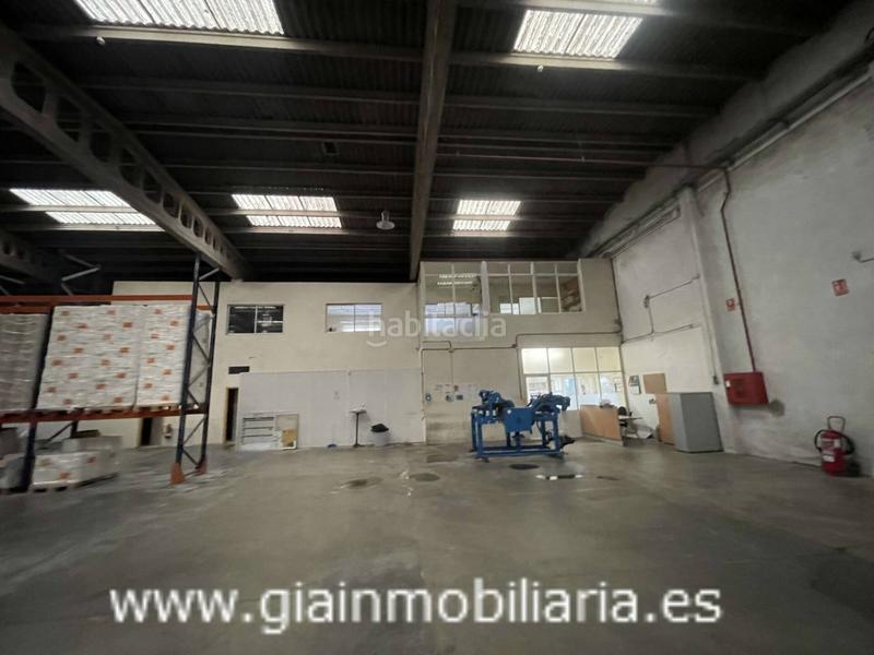 Foto 34375afa-2c81-4c8d-af66-739f3305e091. Location bâtiment à usage industriel dans freiría 48 dans Vigo