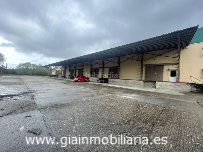 Foto f02ed03d-486a-448c-bc78-fda52b0dbebe. Location bâtiment à usage industriel dans freiría 48 dans Vigo
