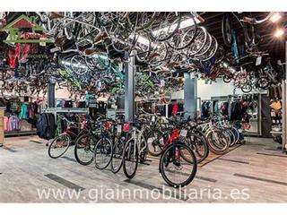 Business premise in Paseo de louro 2. Local en venta en o porriño