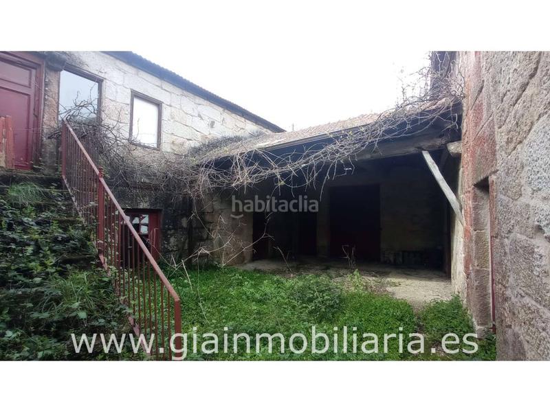 Foto 5af8e77f-7e36-4f6d-8b4a-c6bc1f2fba0c. Casa en barro santa baia 44 complejo ideal para turismo rural !! en Mondariz