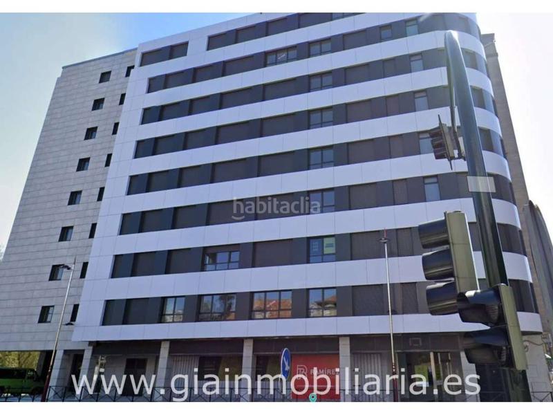 Foto 8c035645-b07b-4f9a-9715-2611f4e9b51b. Local commercial dans arquitecto antonio palacios 51 dans Vigo