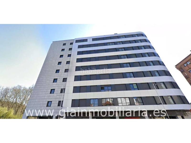 Foto ee1792d2-5bf7-45e2-9cc3-c4fdfd868716. Local commercial dans arquitecto antonio palacios 51 dans Vigo