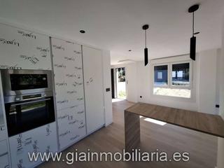 Casa a Cumiar 5. Casa en venta en cumiar