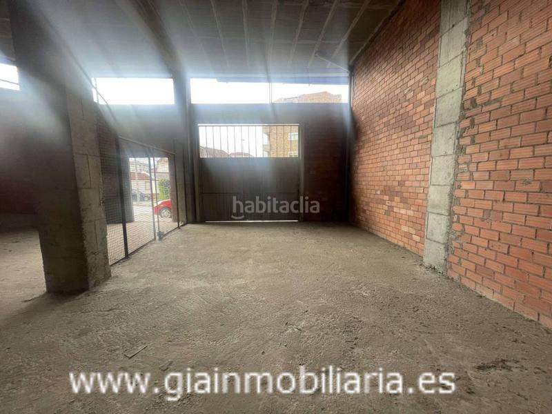 Foto 8cdd0d42-e627-45ad-947c-e5558673420a. Locale commerciale in doctor toscano 12 in Casablanca - Calvario Vigo