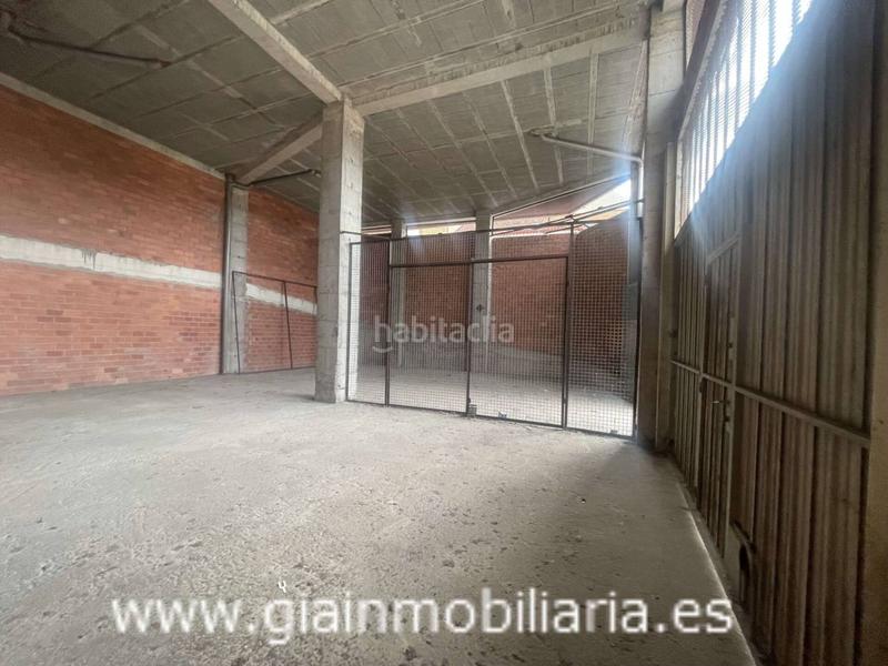 Foto d2bc21cd-300b-40c0-9df4-fe3e5bdfb3a9. Locale commerciale in doctor toscano 12 in Casablanca - Calvario Vigo