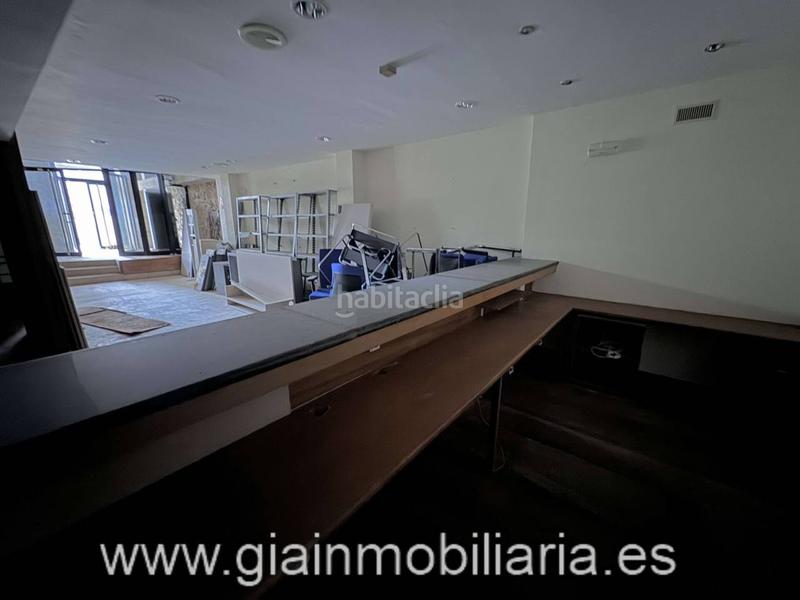 Foto 8ff440ac-2a0a-4d69-95c8-e42ba3b7a976. Local comercial en lorenzo de la carrera 15 local en venta en Baiona