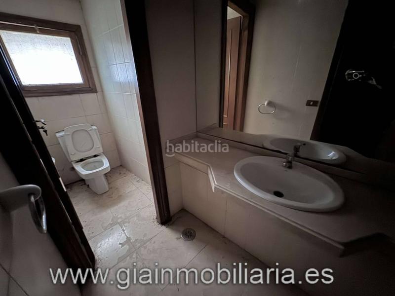 Foto a6f7c65d-1985-42f2-baf3-295651d26f94. Local comercial en lorenzo de la carrera 15 local en venta en Baiona