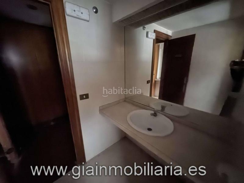 Foto bf8895b2-f8fe-4cff-909e-1d729863cac0. Local comercial en lorenzo de la carrera 15 local en venta en Baiona