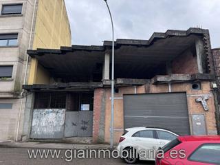 Edifici a Leandro diz 1. En construccion en venta en porriño