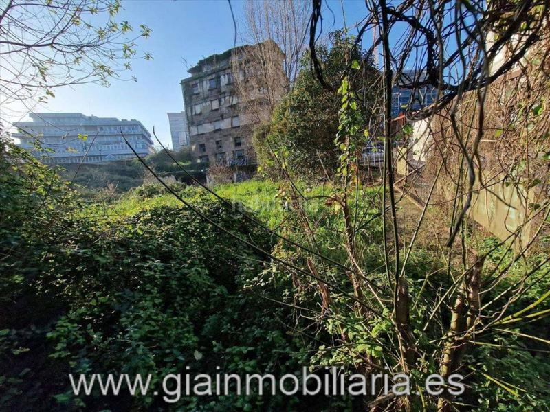 Foto af2f784e-4040-44ff-af7d-4224c79e840c. Terrain résidentiel dans coruña 1 dans Plaza de la industria Vigo
