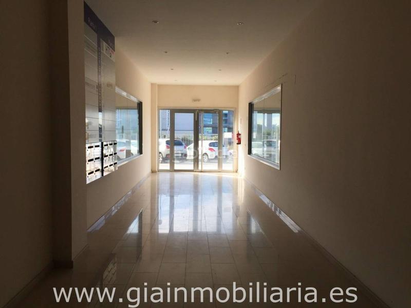 Foto 676a0035-3937-4f68-8deb-68753fb022bc. Rent office space in Porriño (O)
