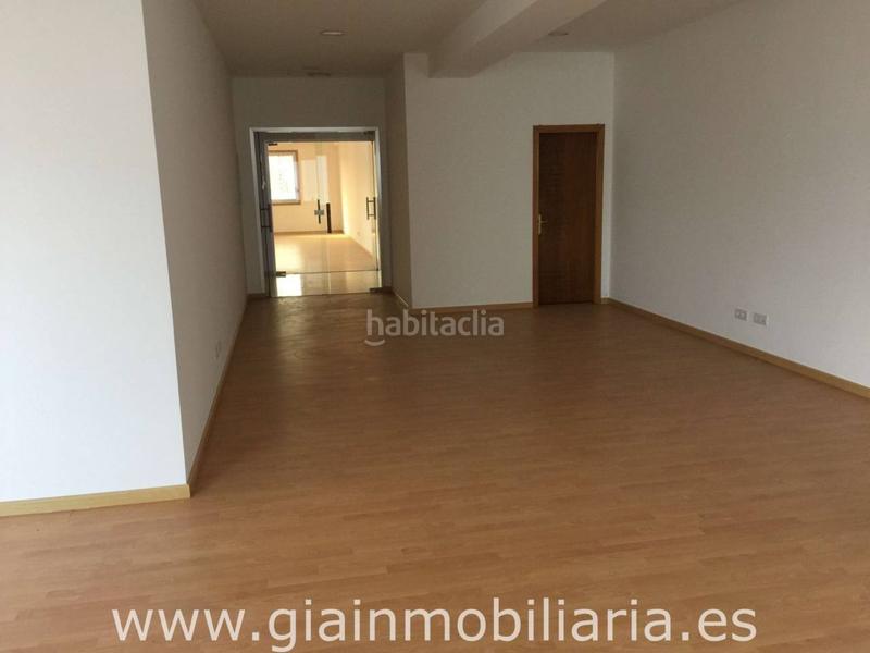 Foto 8877fe88-f4d2-4bd4-801b-52f4b6644ac1. Rent office space in Porriño (O)