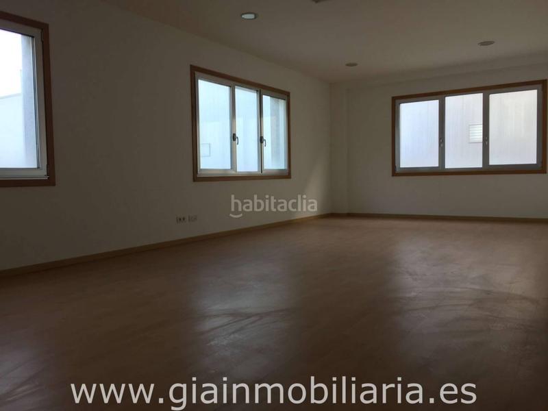 Foto d906e817-1c5d-486e-aa11-c833dcda09dc. Rent office space in Porriño (O)