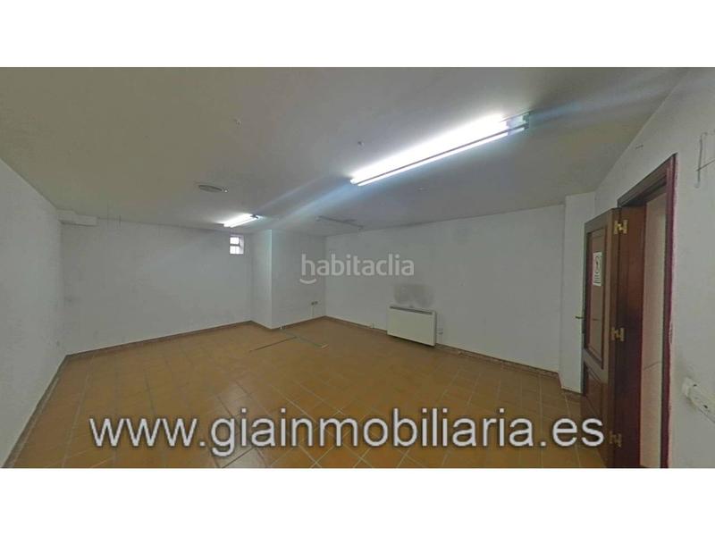 Foto 52c5f9ef-1401-46a2-8867-83d59adbac3d. Local comercial en san josé 13 local comercial para desarrollar una actividad comercial o cambio de uso !! en Vilagarcía de Arousa