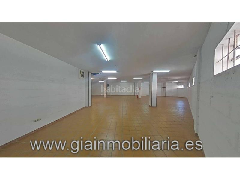 Foto 9ced399a-b0ec-4da9-953b-aea66cf8cefe. Local comercial en san josé 13 local comercial para desarrollar una actividad comercial o cambio de uso !! en Vilagarcía de Arousa