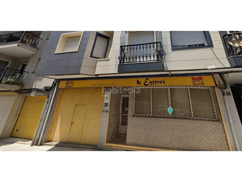 Foto e07bda29-5544-48d2-9a98-713b223f6a3b. Local comercial en san josé 13 local comercial para desarrollar una actividad comercial o cambio de uso !! en Vilagarcía de Arousa
