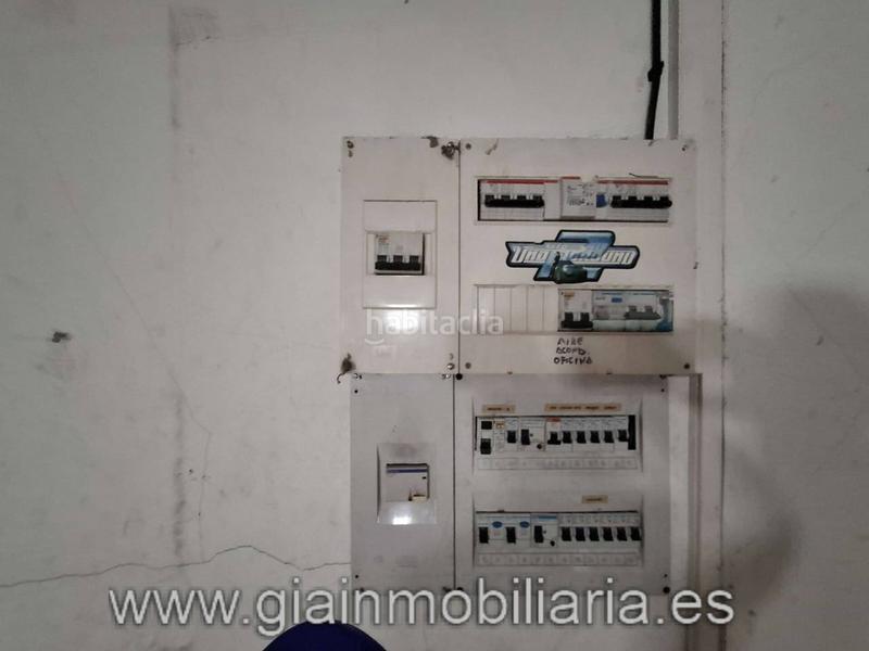 Foto fdcd0de1-a5cd-49ab-bed8-60b14b35b51a. Local comercial en san josé 13 local comercial para desarrollar una actividad comercial o cambio de uso !! en Vilagarcía de Arousa