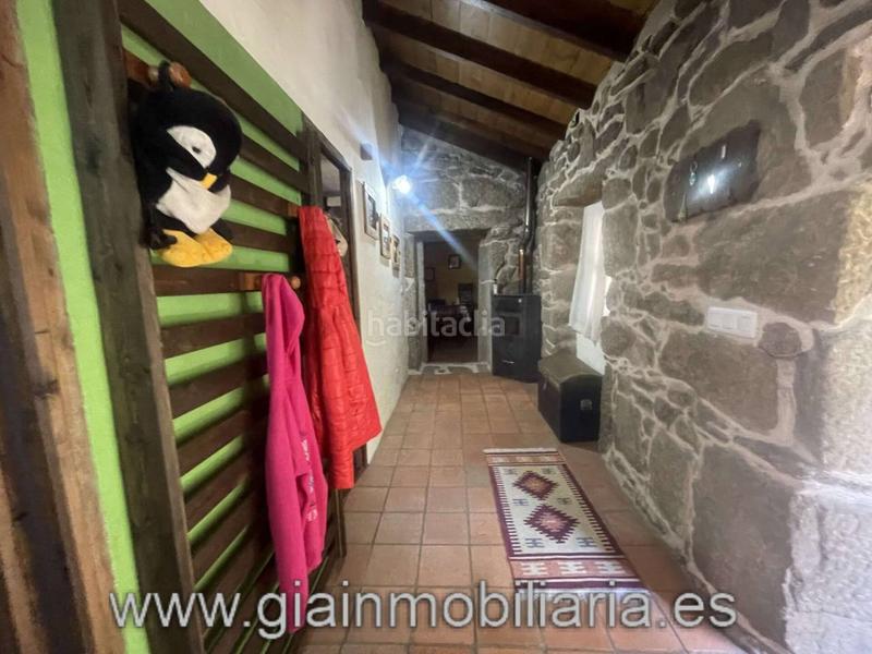 Foto 686c61bd-e1be-4944-81b3-220058deb227. House with heating parking in Ponteareas