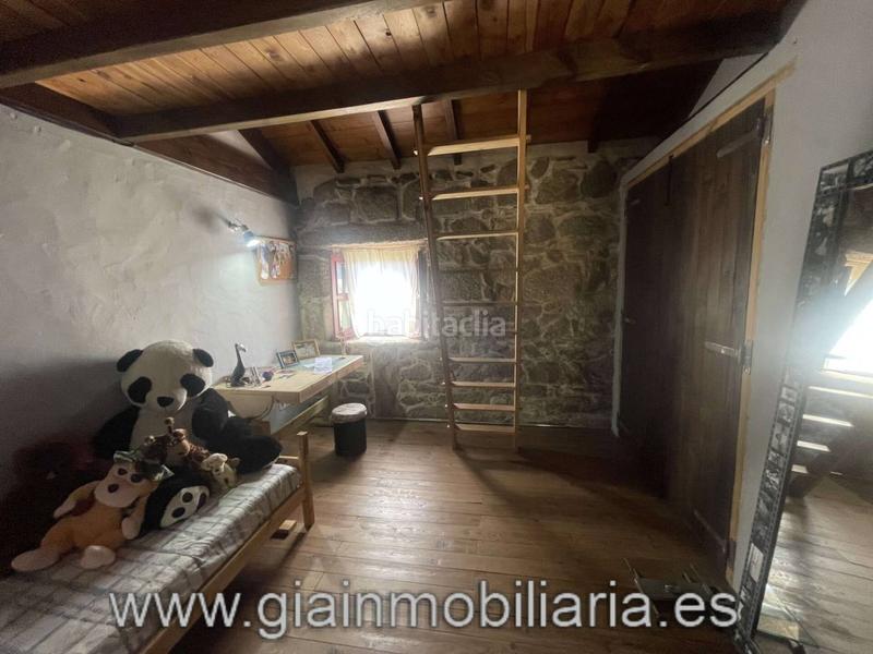 Foto 8c7d97c0-7ca3-4f05-9a4f-d6a02c0db712. House with heating parking in Ponteareas