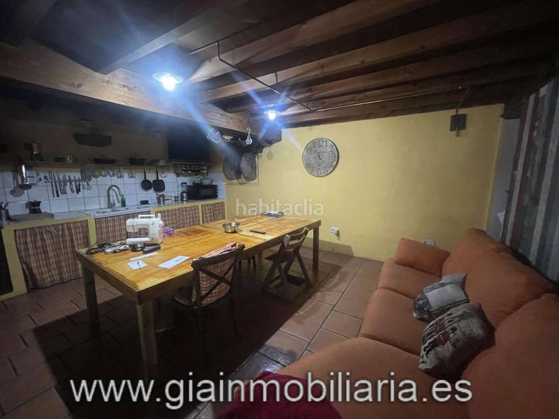 Foto bfe5e26b-f6d2-4ffc-80fb-1da98c9dba4d. House with heating parking in Ponteareas