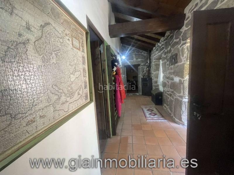 Foto d4979b1c-c29b-4235-b70b-9d0c46150ca0. House with heating parking in Ponteareas