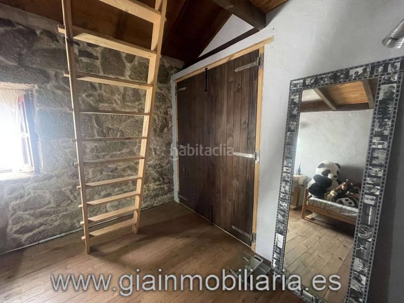 Foto dc3b3d54-adf0-446e-8436-9c60043a75eb. House with heating parking in Ponteareas