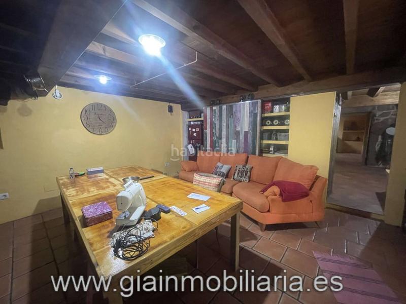 Foto e4a06357-926d-4c65-ae74-99de47ce4331. House with heating parking in Ponteareas