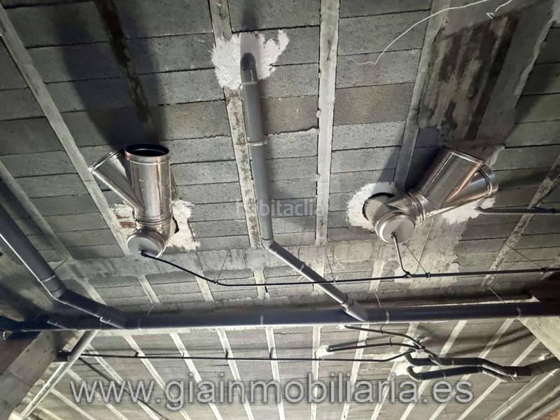 Foto ff6d8564-03e4-481e-b243-4235fca1c89e. Rent business premise in pontenova 1 in Porriño (O)