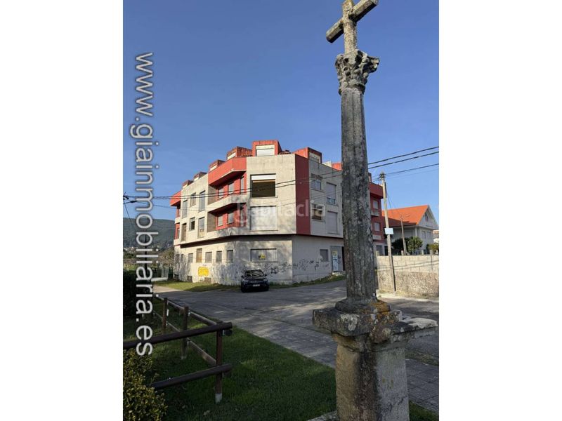 Foto aaa3f877-9a04-435d-9f9a-23cc78d44d8d. Edifici a travesia casal-santa mariña 6 a Rosal (O)