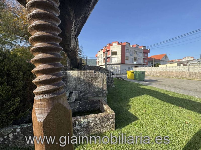 Foto d9d6f036-d6e4-4aa1-88bb-f76487406697. Edifici a travesia casal-santa mariña 6 a Rosal (O)