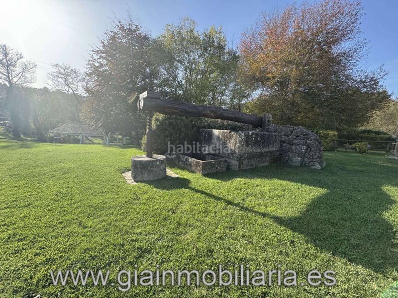 Foto fcfd1ac6-0bda-423e-bc36-e01b73a35760. Edifici a travesia casal-santa mariña 6 a Rosal (O)