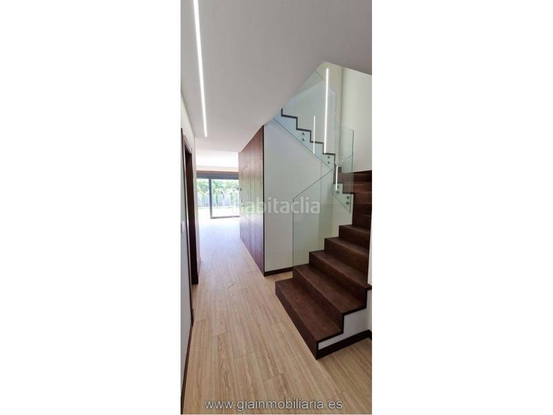Foto 5f1c7311-a451-4fae-a05f-65805e46fd2f. Casa en puente romana 1 chatet obra nueva terminada en puente romano !! en Baiona