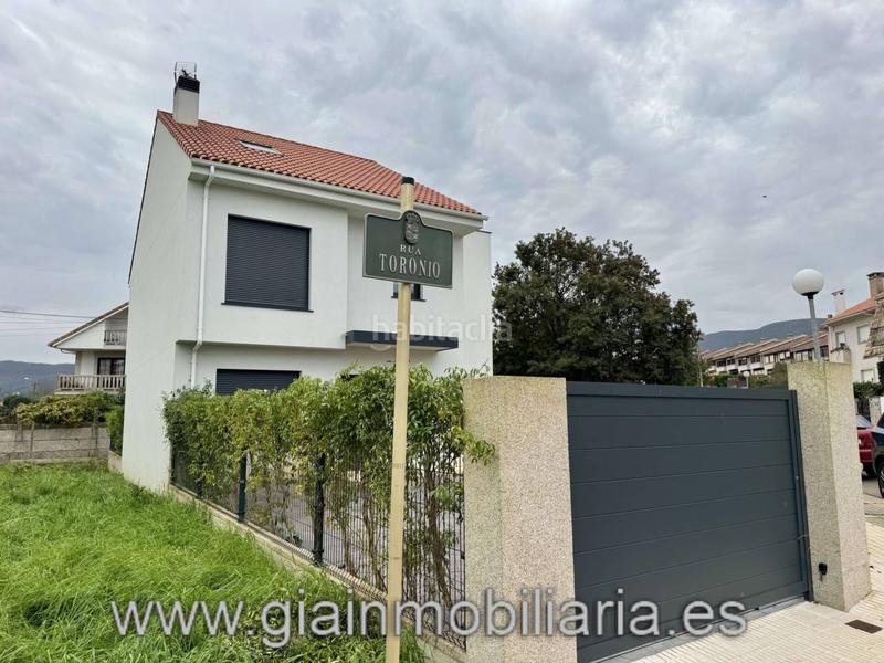 Foto 8a4358ae-5627-4b67-a6ca-e1964cca5d46. Casa en puente romana 1 chatet obra nueva terminada en puente romano !! en Baiona