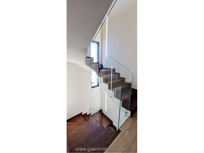 Foto c83d03dd-597d-4b81-b17a-b62b456fcb67. Casa en puente romana 1 chatet obra nueva terminada en puente romano !! en Baiona