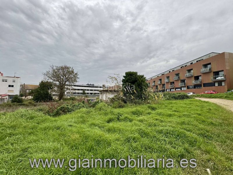 Foto b39e7957-fac1-43c2-ade7-a1912b563f37. Terreny residencial a calle erizana 1 a Baiona