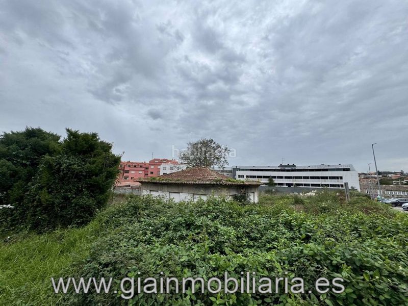 Foto f21904f3-82d8-41e0-b427-c38d6f0b92b5. Terreny residencial a calle erizana 1 a Baiona
